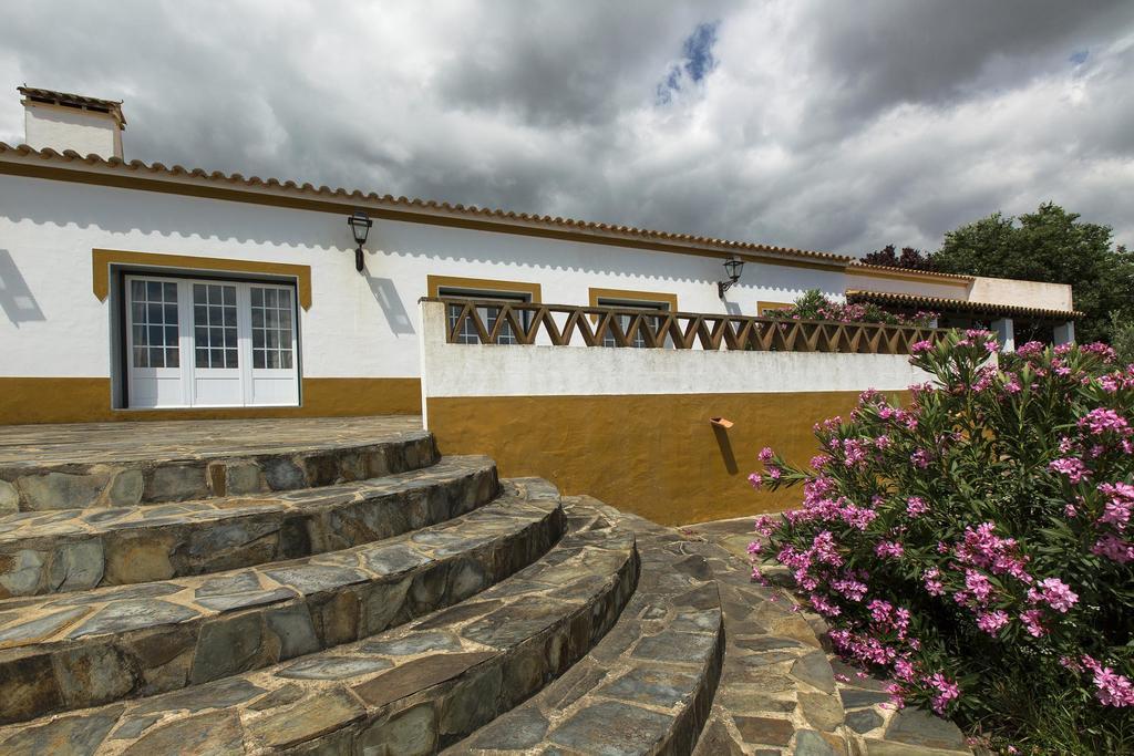 Naveterra-Hotel Rural Alandroal Exterior foto