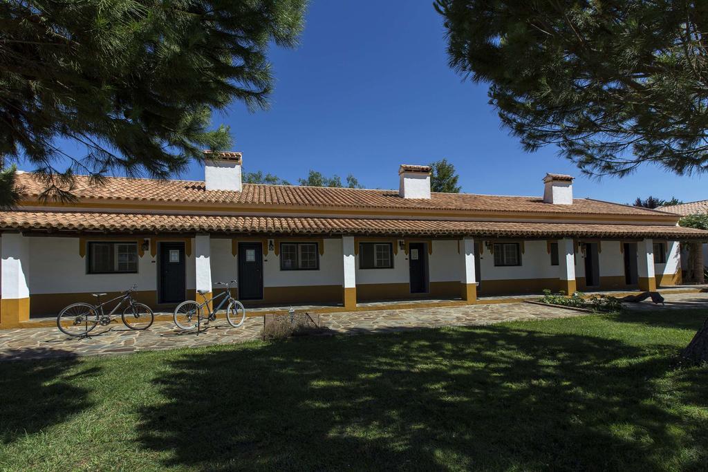Naveterra-Hotel Rural Alandroal Exterior foto